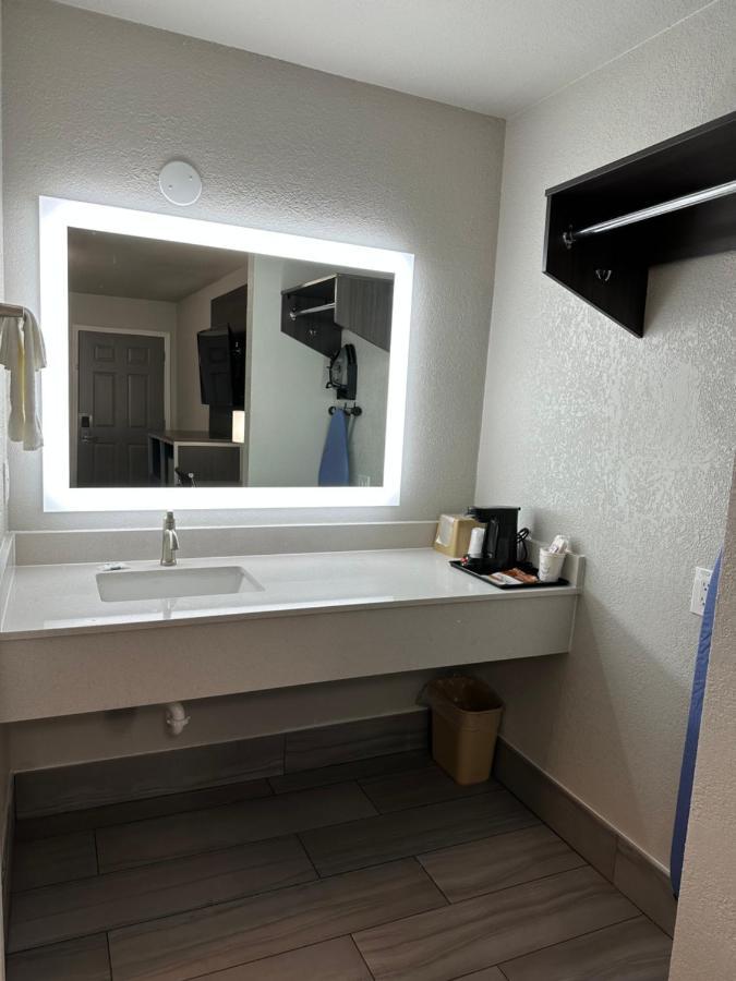 Sleepy Traveler Motel Wagoner Εξωτερικό φωτογραφία